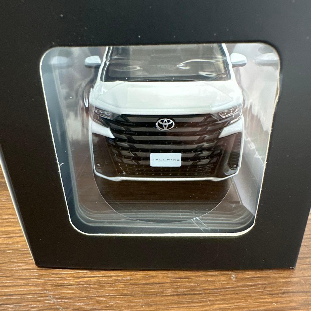 TOYOTA VELLFIRE ミニカー