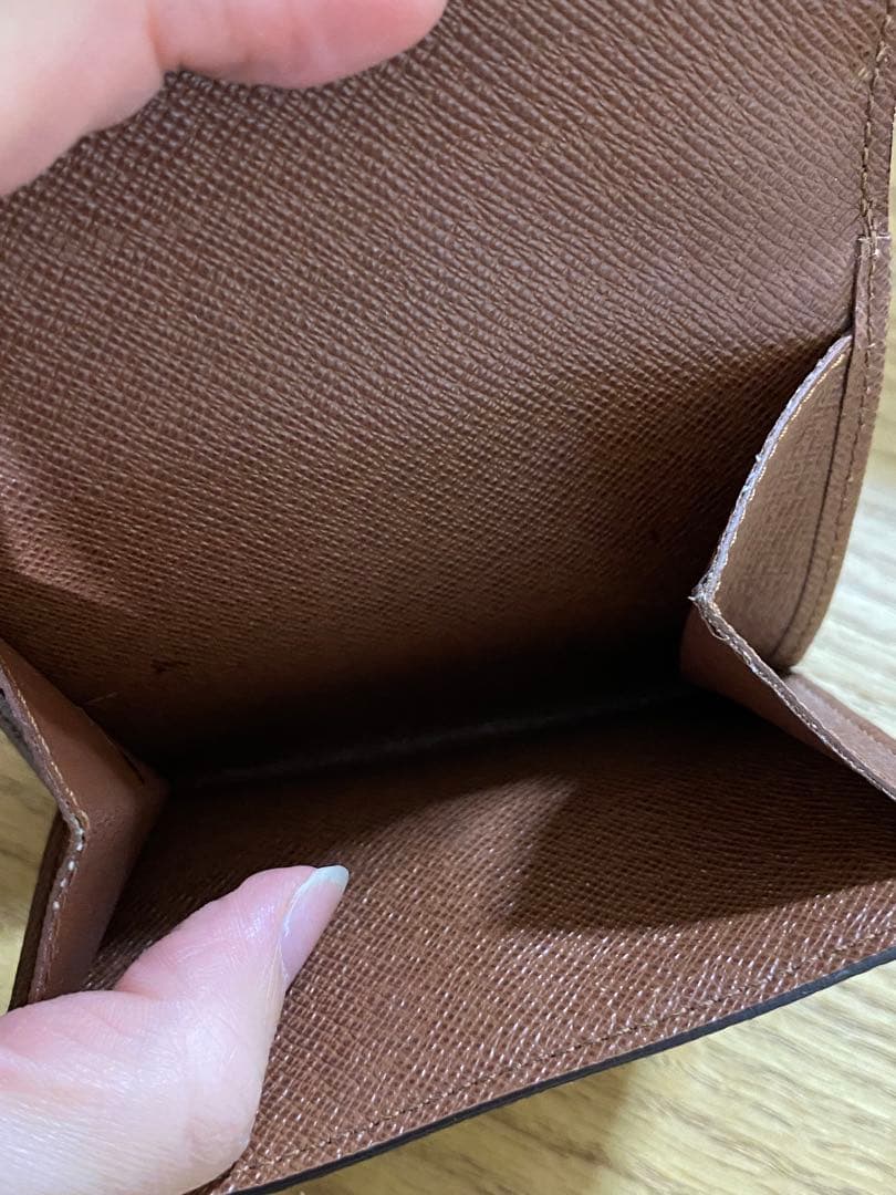 ルイヴィトン　三つ折り財布