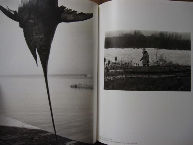 77 STRANGE SENSATION　Rene Burri　限定3000部