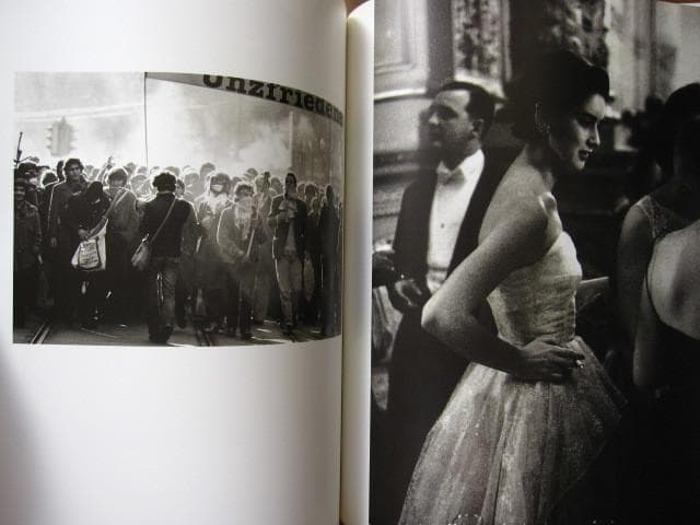 77 STRANGE SENSATION　Rene Burri　限定3000部