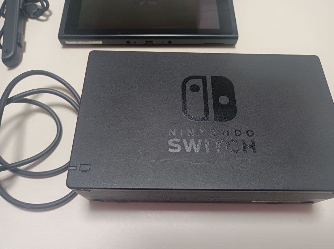 Nintendo Switch グレー 本体 Joy-Con無し