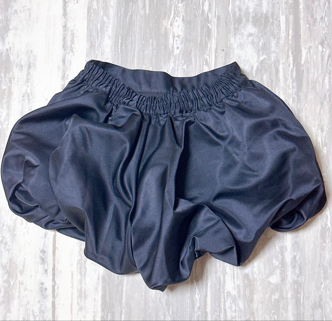ニャロTreatÜrself satinballoonshortpants