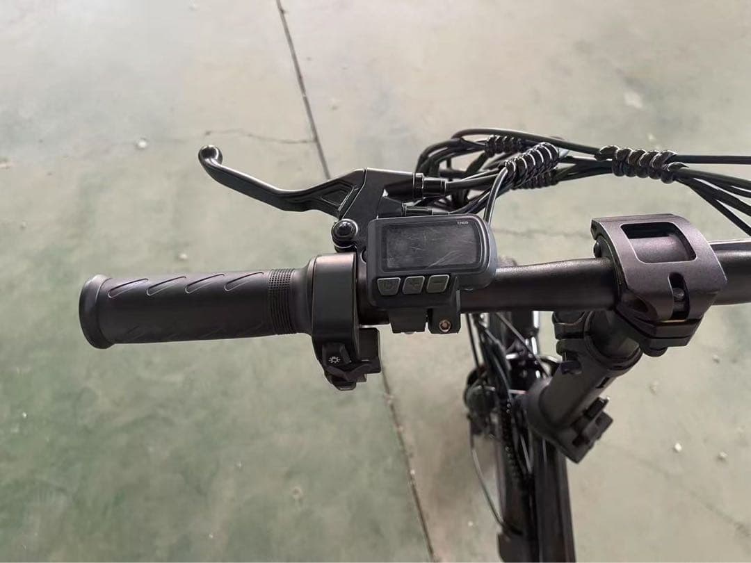 2025電動アシスト自転車 26インチタイヤ　EBIKE 激安新品残り一台