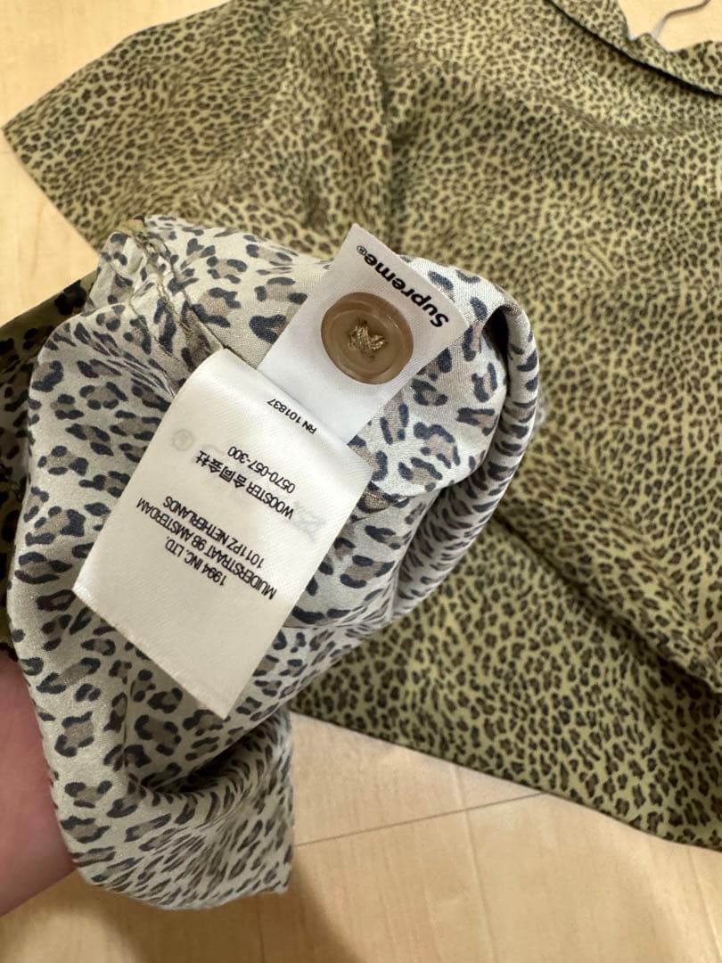 【美品】supreme leopard silk s/s shirt