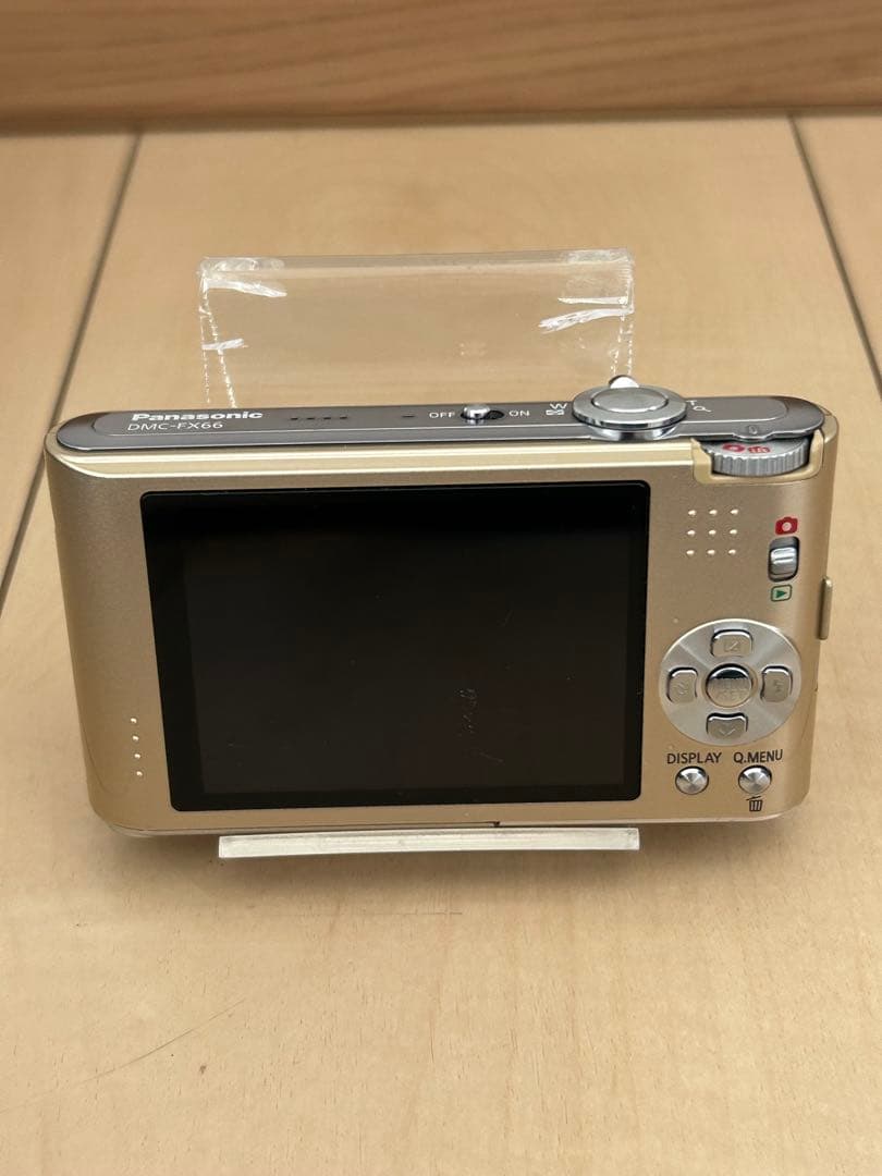 Panasonic LUMIX DMC-FX66 ゴールド