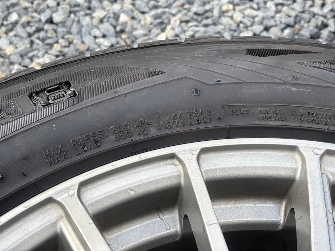 ▼スタッドレス■ダンロップS225/65R17冬用 トヨタ ハリアー■