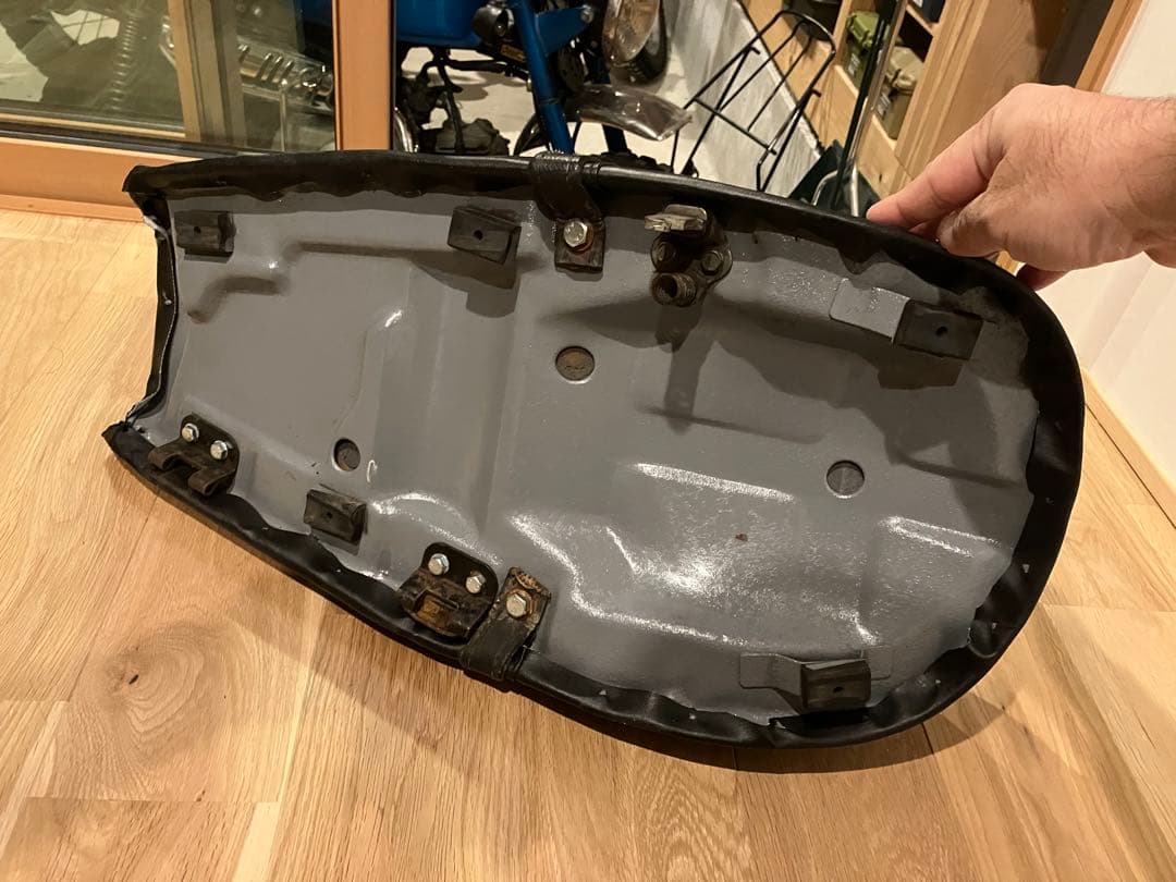 DT125 シート