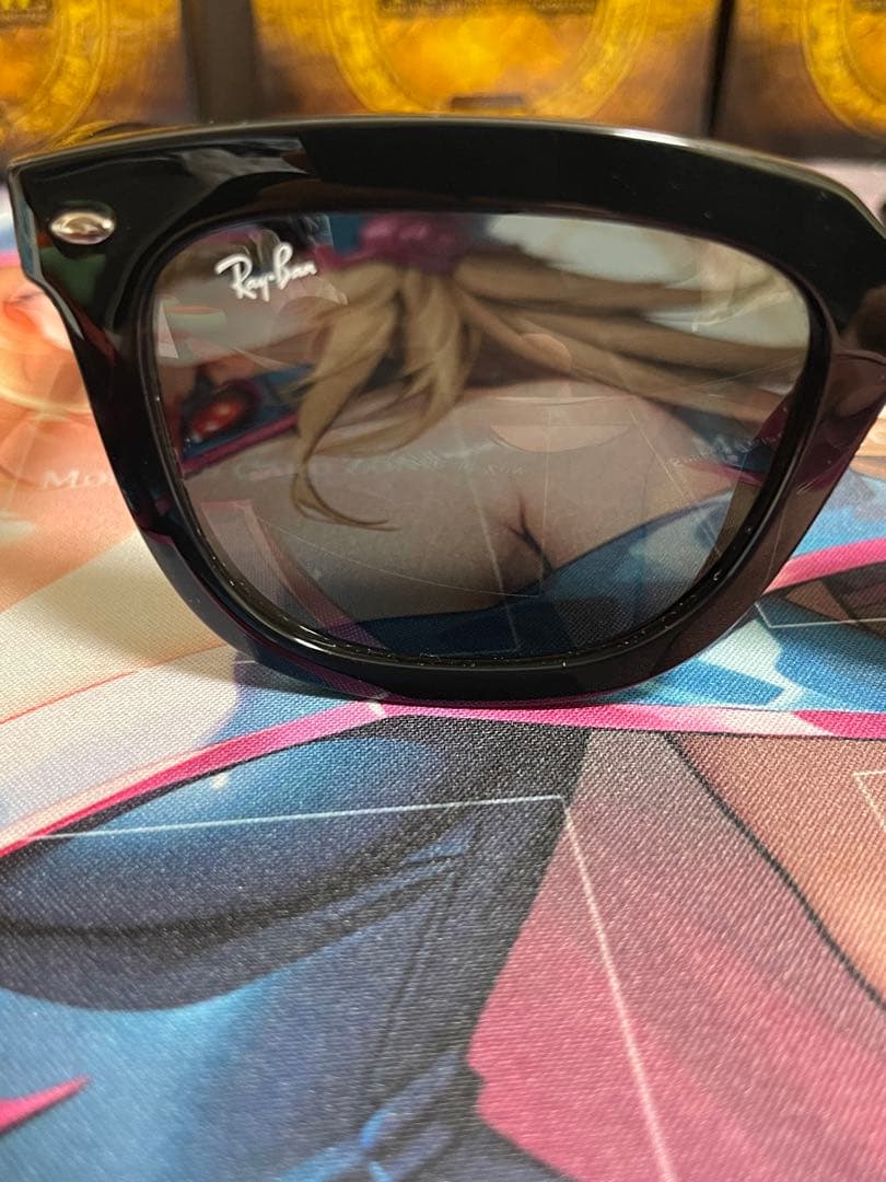 Ray-Ban RB4262D サングラス
