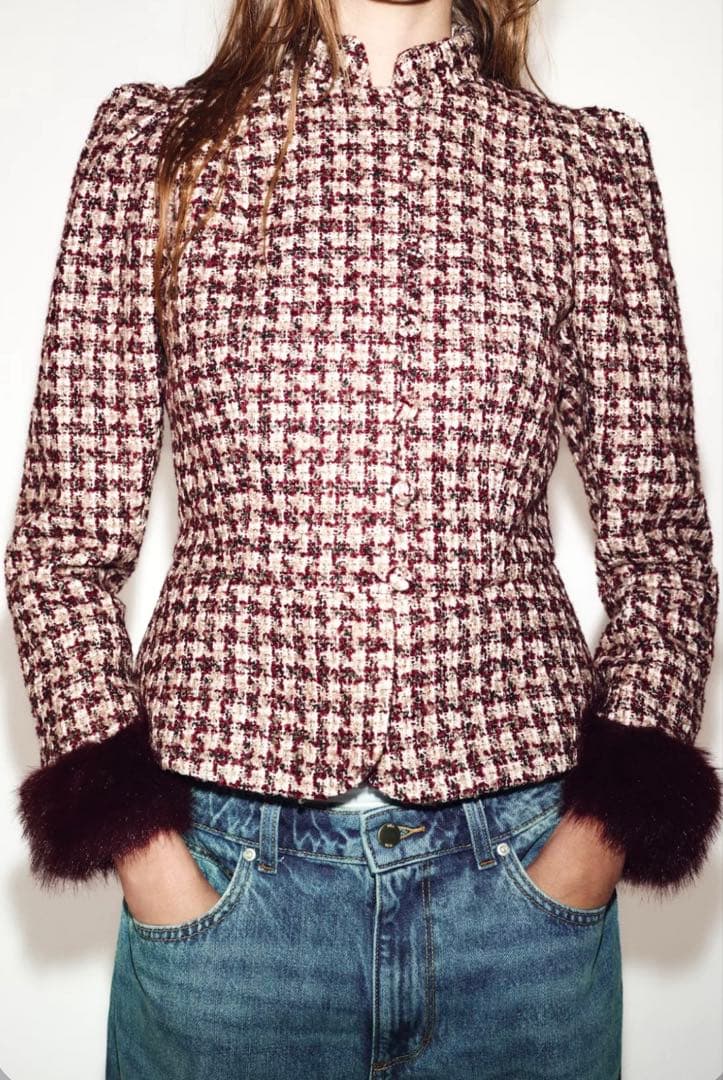ZARA ザラ　フェイクファーカフスブレザー　新品、未使用