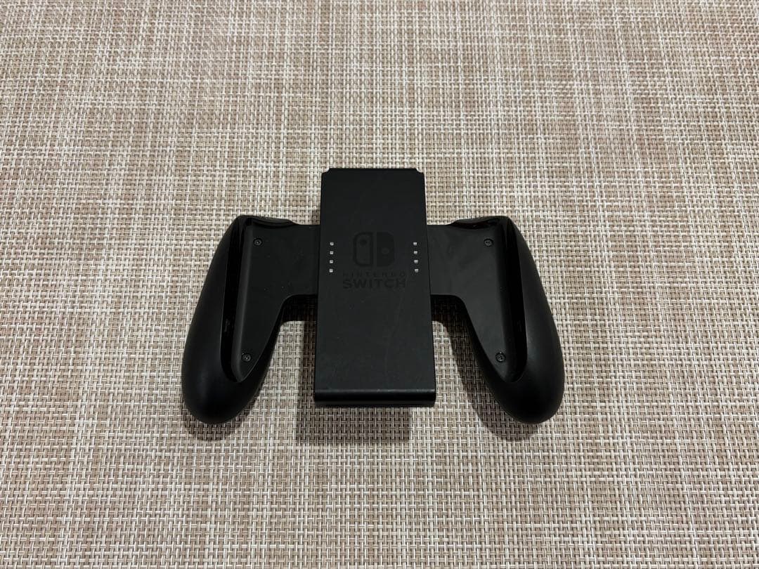 Nintendo Switch 本体 青/赤 ケース付き