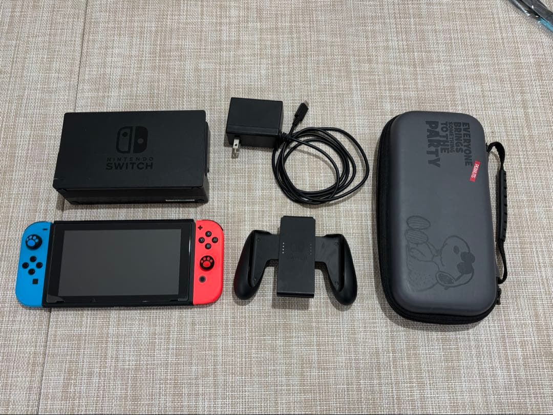 Nintendo Switch 本体 青/赤 ケース付き