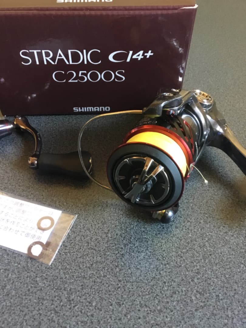 SHIMANO 16 STRADIC CI4+ C2500S リール