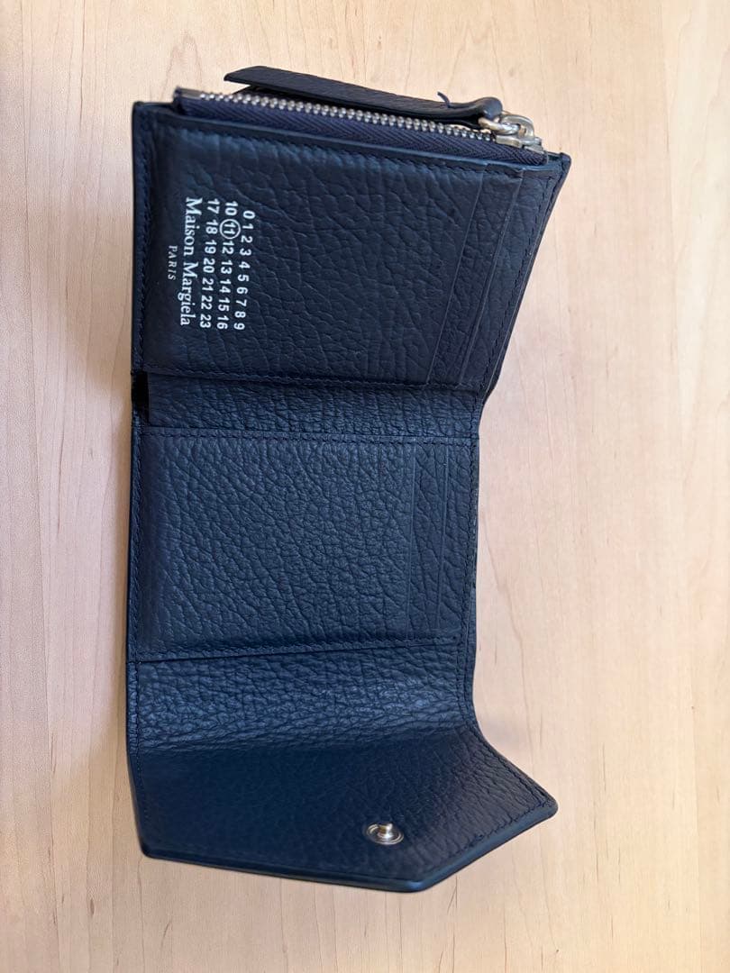 h*☆様 Maison Margiela レザー折り財布　ネイビー