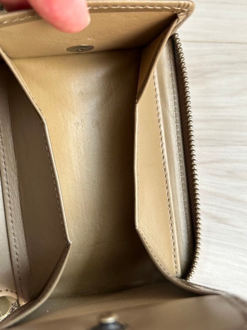【美品】ハヤシヒロコ 二つ折り財布 CERTO（チェルト）ファスナー式 ピンク