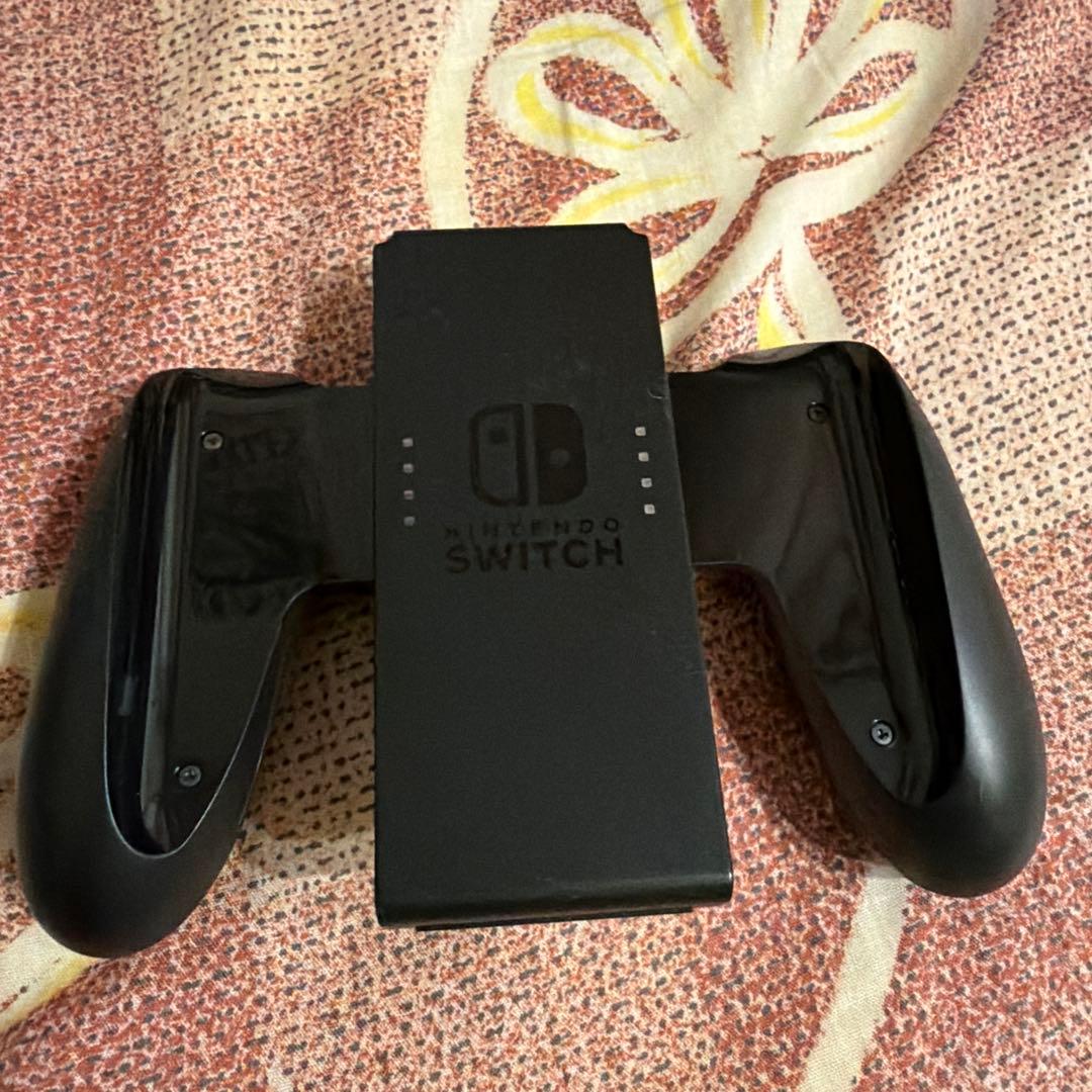 Nintendo Switch本体　マリカーフルセット　プロコン　充電器付き