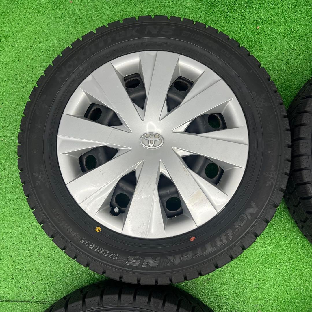 送料込み 2023年製 175/65R15 スタッドレス　カローラフィールダー