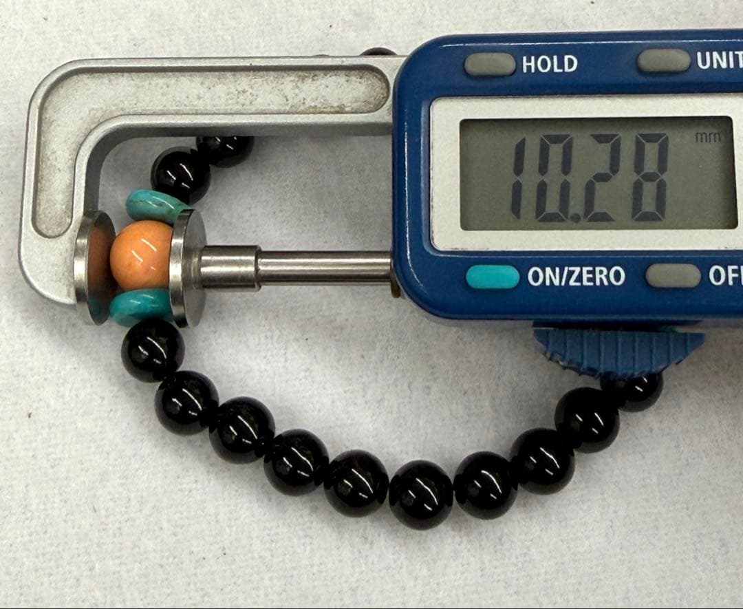 2247 天然黒珊瑚にもも珊瑚とターコイズのデザイン　ブレスレット