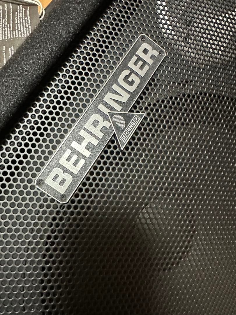 BEHRINGER パワーアンプ ミキサー機能付き