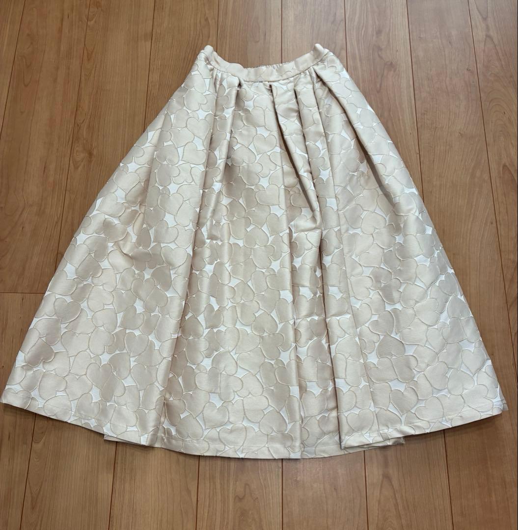 ✨美品✨OBLI 米沢別注ハートグログランスカート サイズ1 ベージュ