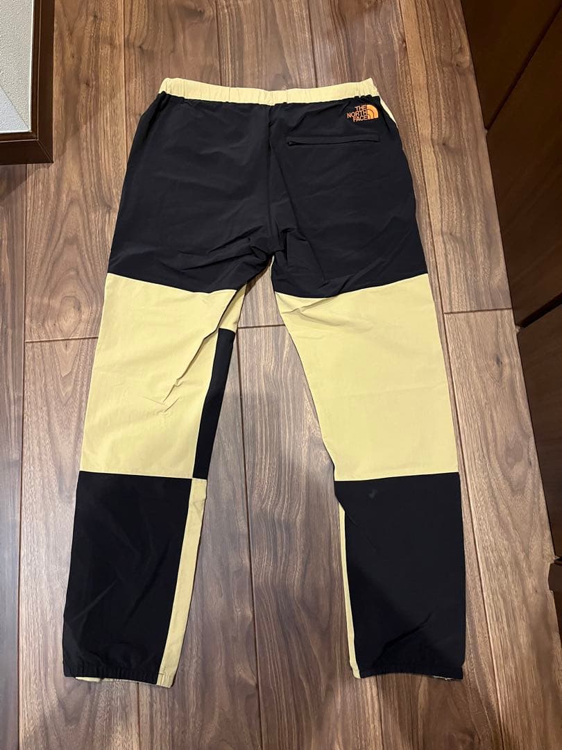 BEAMS別注 north TNF Expedition Light Pant