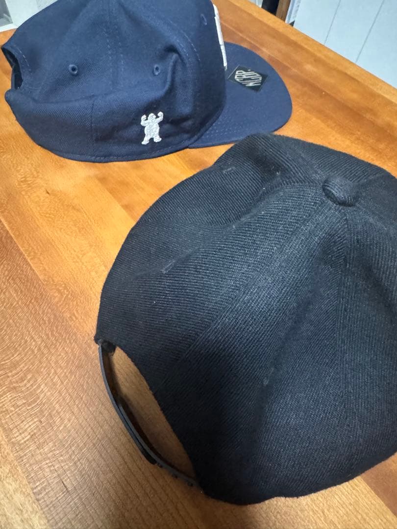 Supreme（NewEra） & DEG （NCBP）キャップ 2点セット