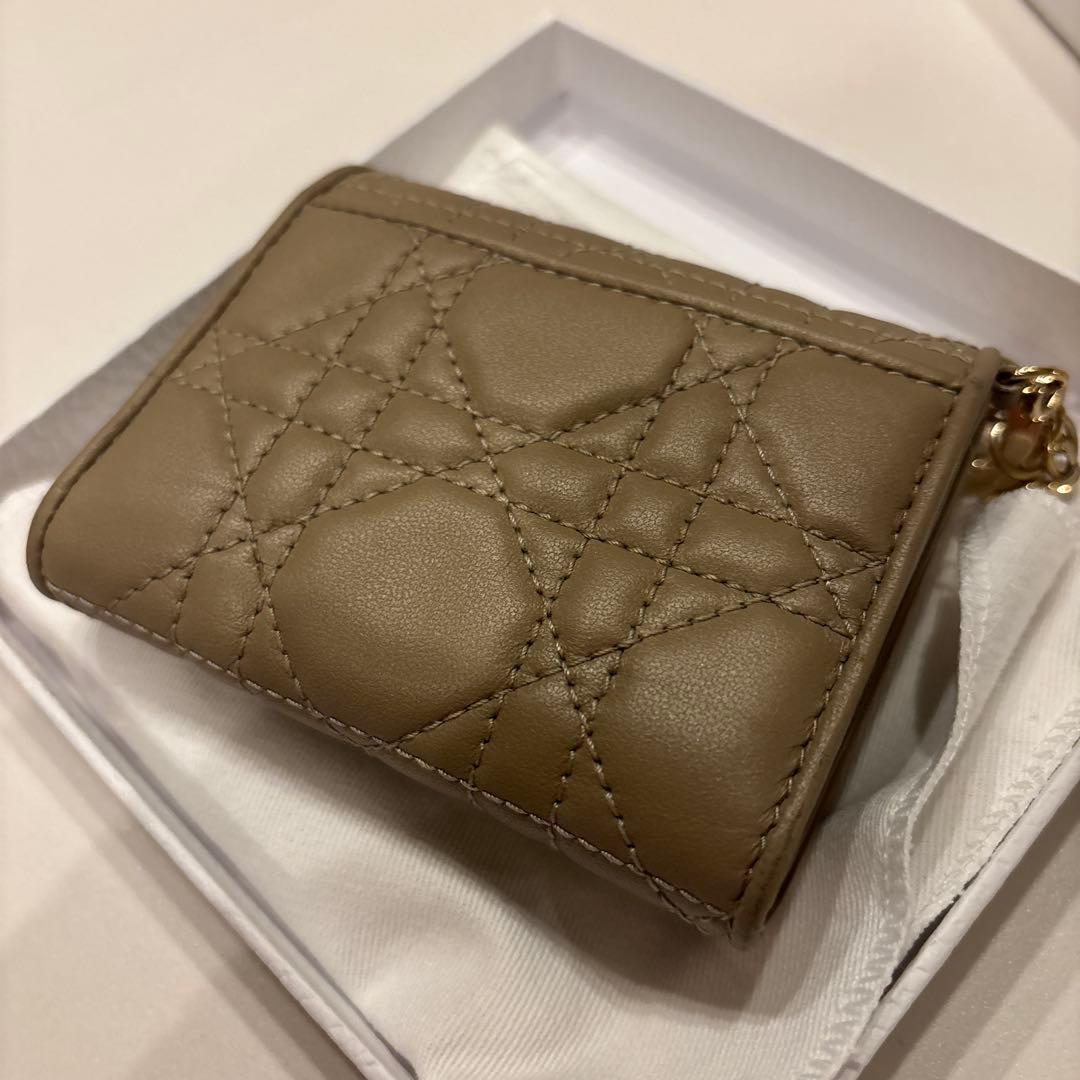 ほぼ新品　Dior レディディオール ロータスウォレット 三つ折り財布 ブラウン