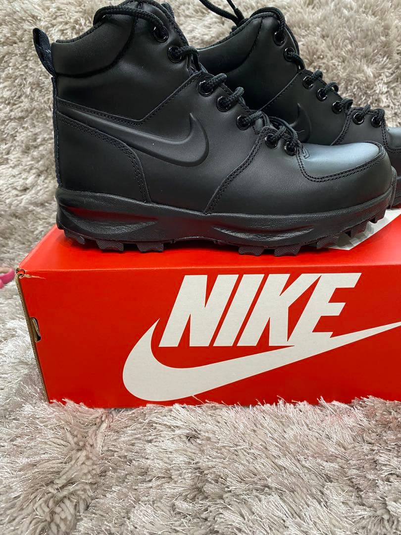 NIKE マノア レザー ブーツ 23.5シューズ ハイカット スニーカー 黒