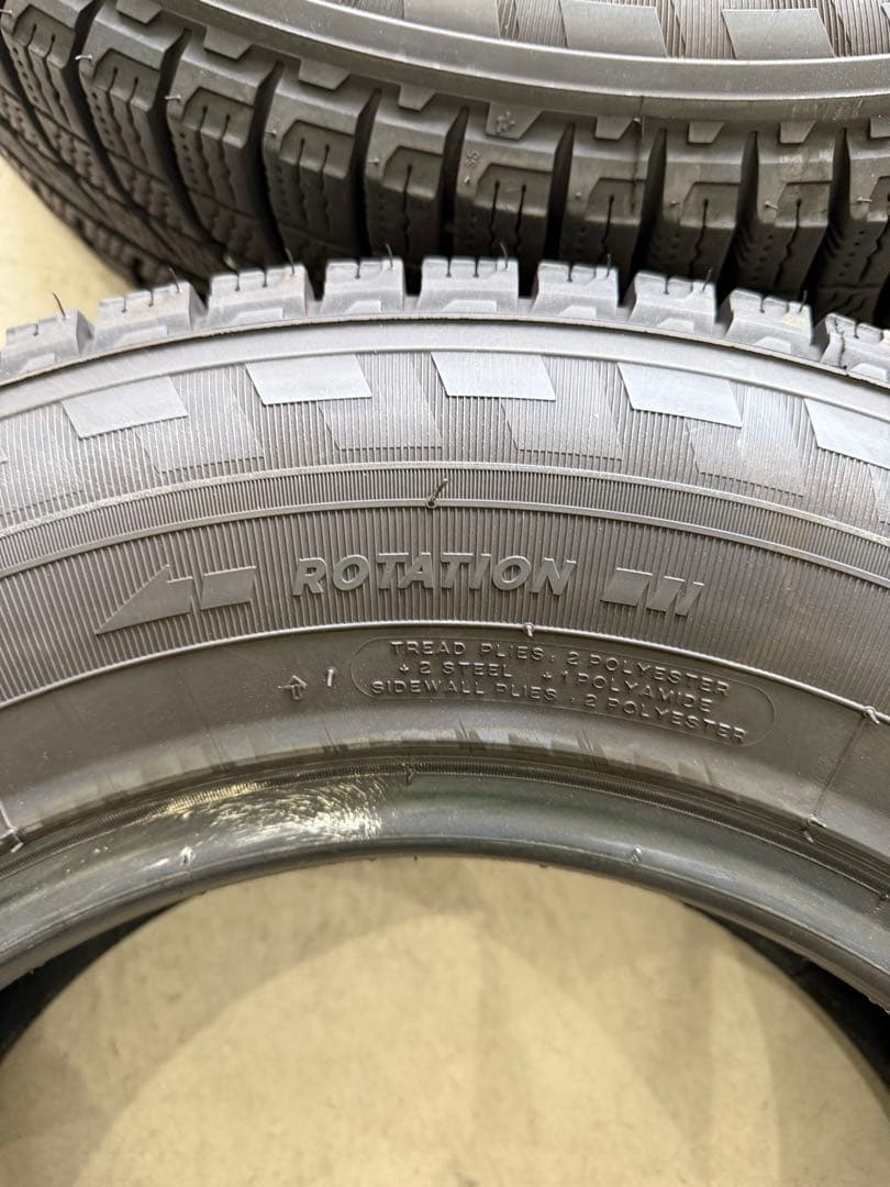 MICHELIN 195/80R15LT スタッドレスタイヤ 4本セット