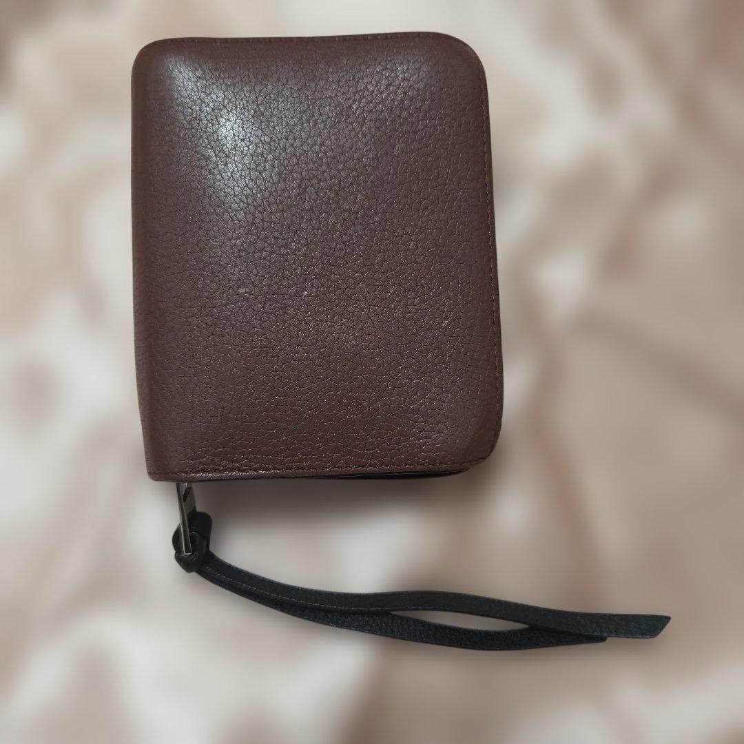 LOEWE ワインレッド 二つ折り財布