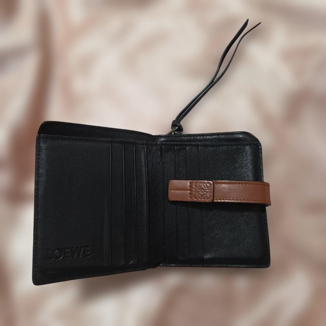 LOEWE ワインレッド 二つ折り財布