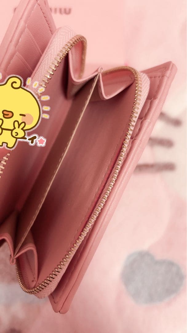 miumiu 2つ折り 財布