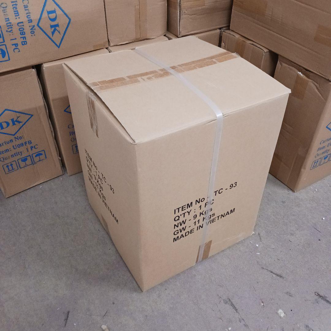 新品　陶器　傘立て　難有　鯉　ブラック　アンティーク　オブジェ　縁起物　U-93