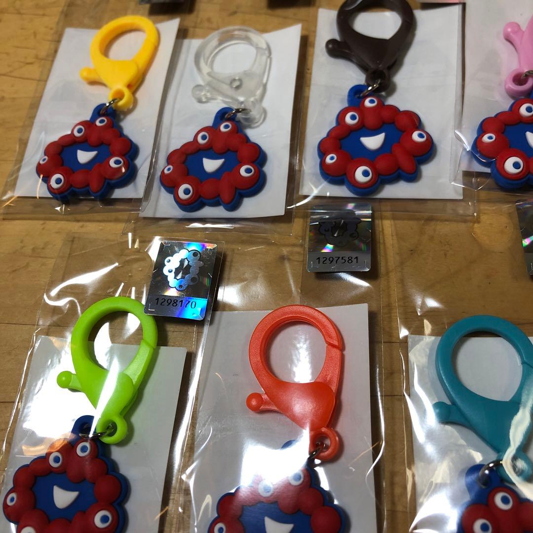 新製品　ミャクミャク　顔キーホルダー　11カラーセット