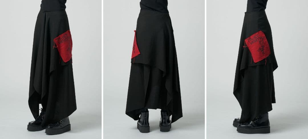 LIMI feu 2023AW　真紅メッセージワッペンスカート