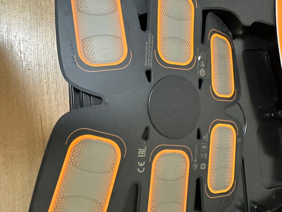 SIXPAD Body Revolution 中古 箱備品揃い