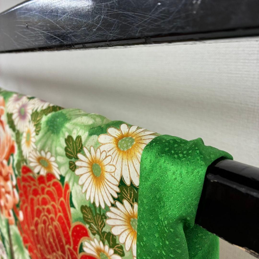 振袖 正絹 金駒刺繍 人気色のグリーン系 圧巻の花々 広衿 袷 着物翼-501