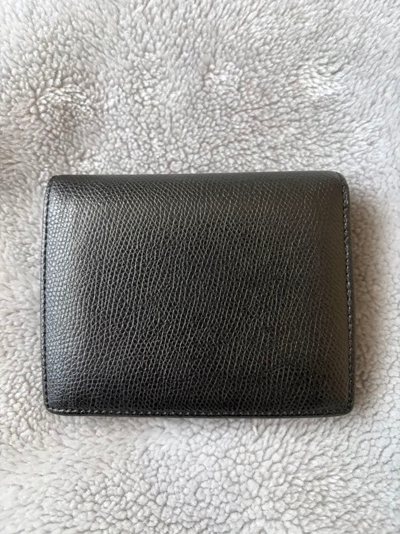 FENDI ブラックレザー 二つ折り財布