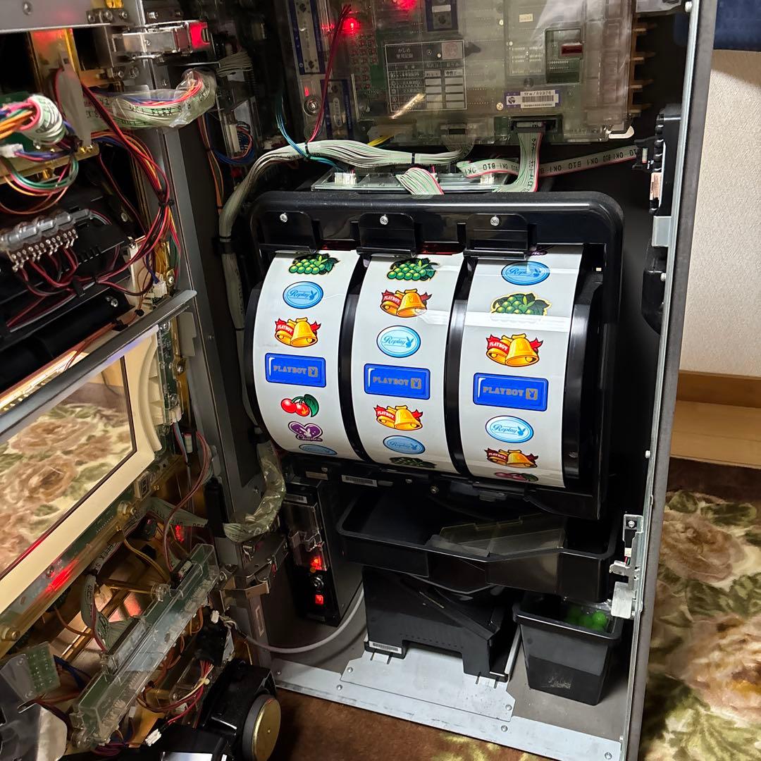 パチスロ実機 プレイボーイ Limited Edition 山佐