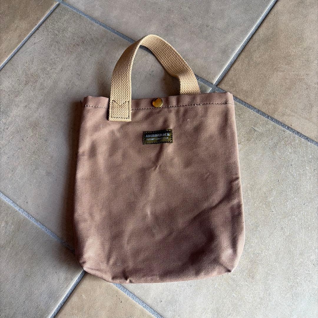 A&F ADIRONDACK キャンプチェア カーキ