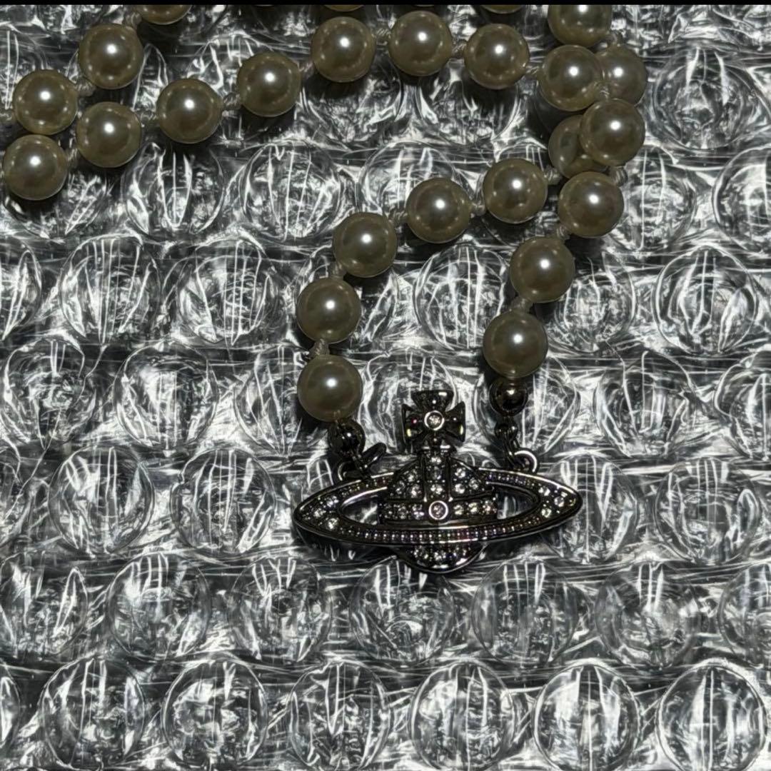 MAN MINI BAS RELIEF PEARL ネックレス