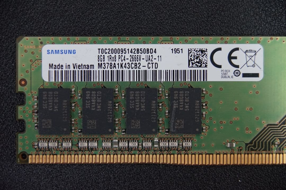 DDR4 2666 16GB(8GB×2) Samsung製 メモリー