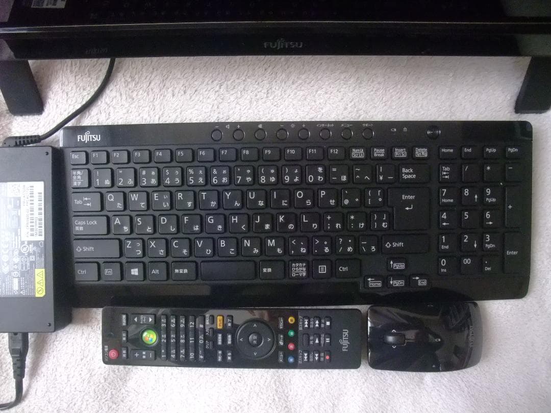FH56SD W11 i7 8GB 1TB BD WiFi Office 即使用