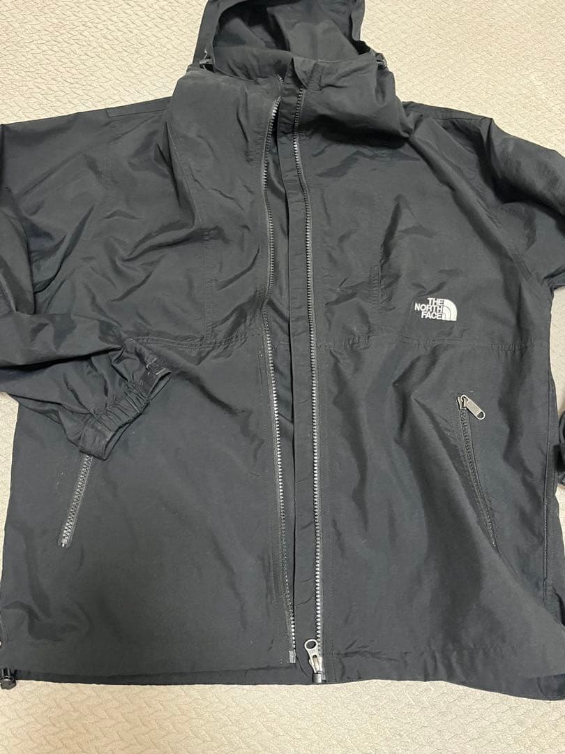 まる　　THE NORTH FACE コンパクトジャケット