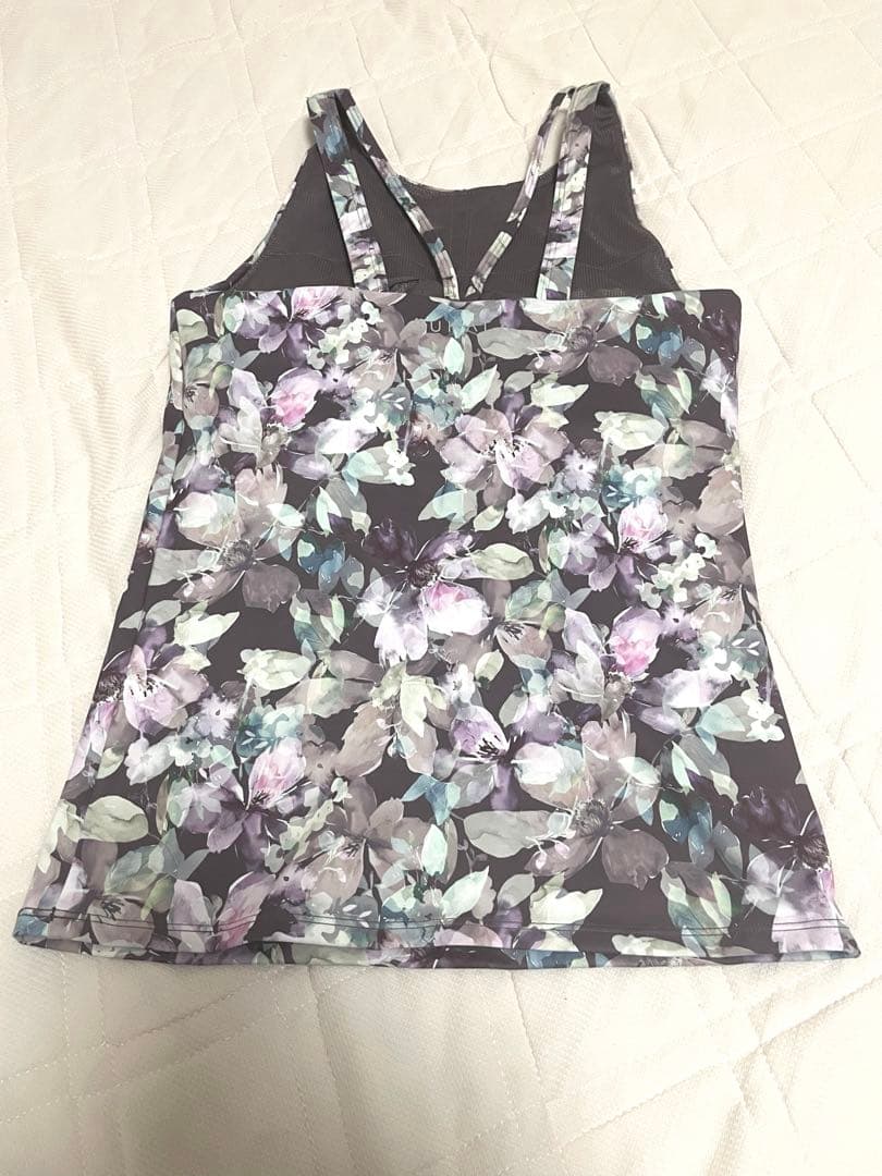 ★sukala 新品、未使用‼︎ 花柄パープル系ヨガウェア上下セット Lサイズ