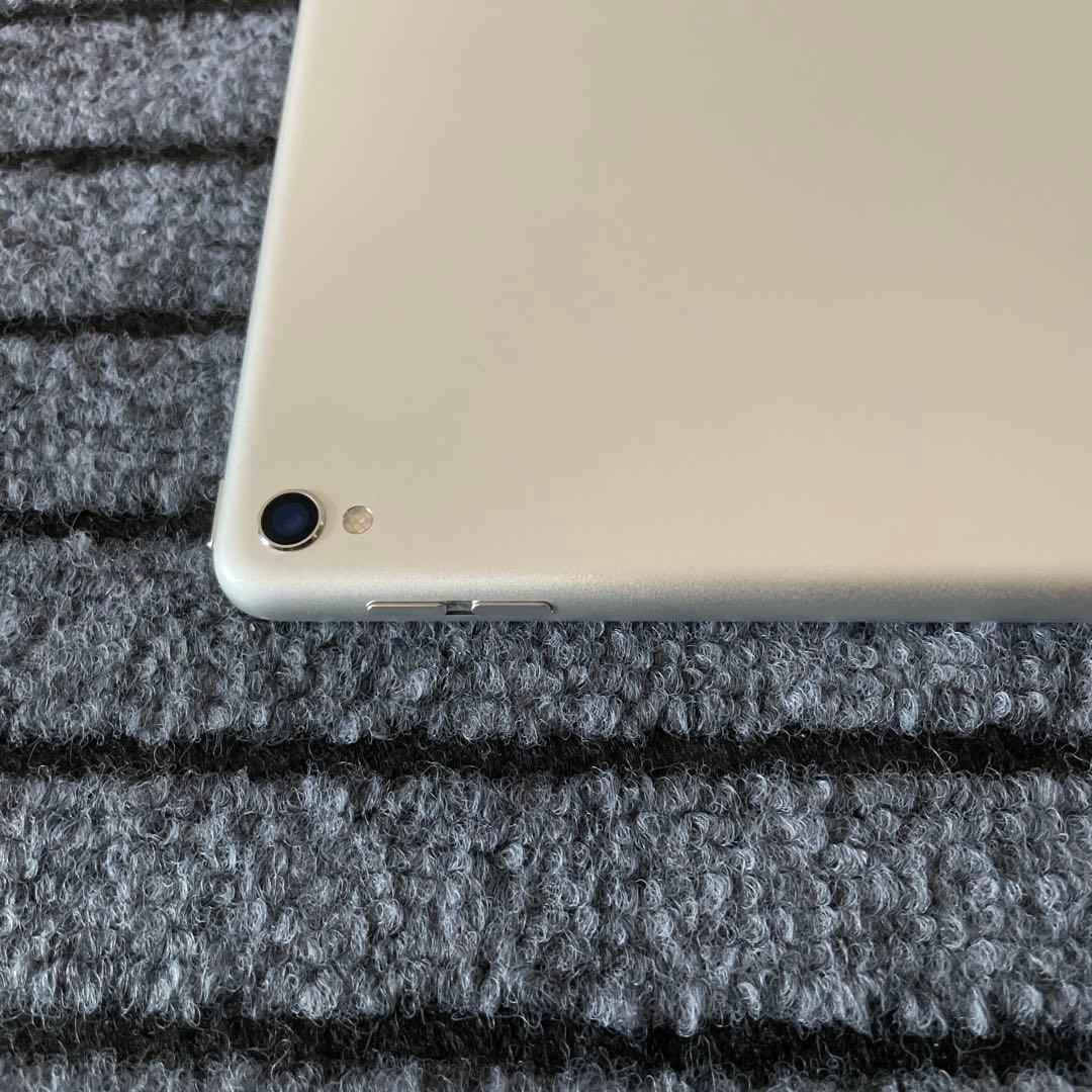 5 iPad Pro 12.9 2世代 64GB Wi-Fi シルバー
