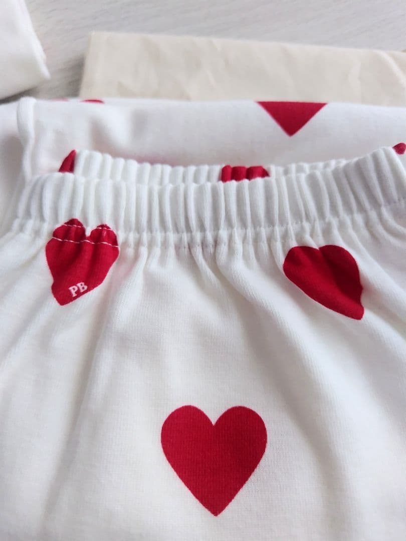 新品・タグ付　PETIT BATEAU ハート柄パジャマ 18ans