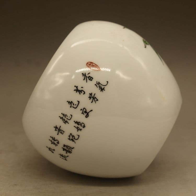 パステル寿桃の水缶 水洗い 景徳鎮 陶磁器 装飾品 工芸品美術品 置物