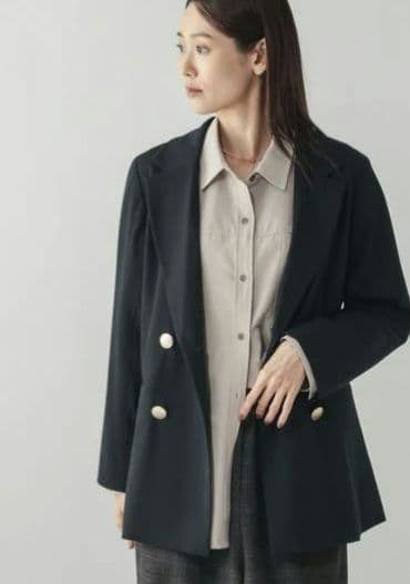 ウツクシルエットダブルジャケット ネイビー