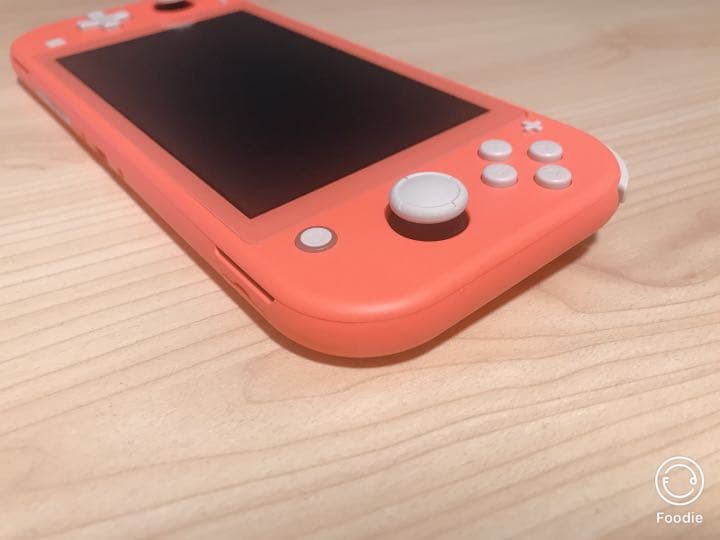 Nintendo switch Lite コーラル／桃太郎電鉄ソフト付き