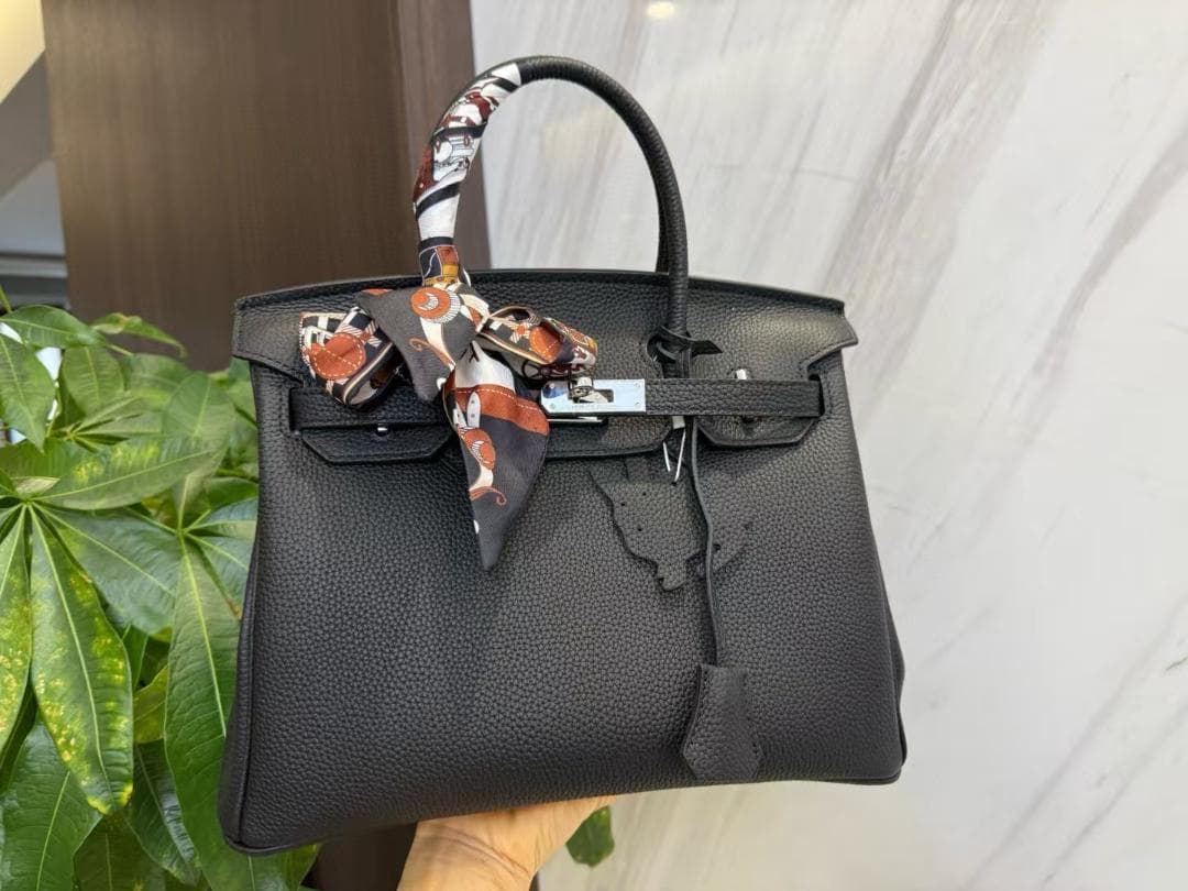 人気品 黒 レザー ハンドバッグ バーキン30